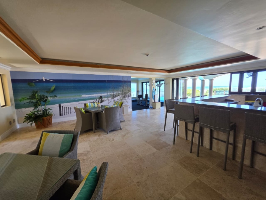 6 Bedroom Property for Sale in Myoli Beach Western Cape